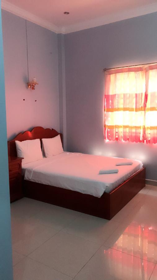 Khmer Village Guesthouse Phnom Penh Exterior photo